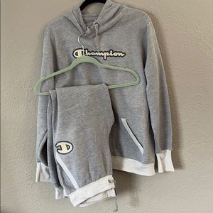 Gray sweatshirt and sweatpants set